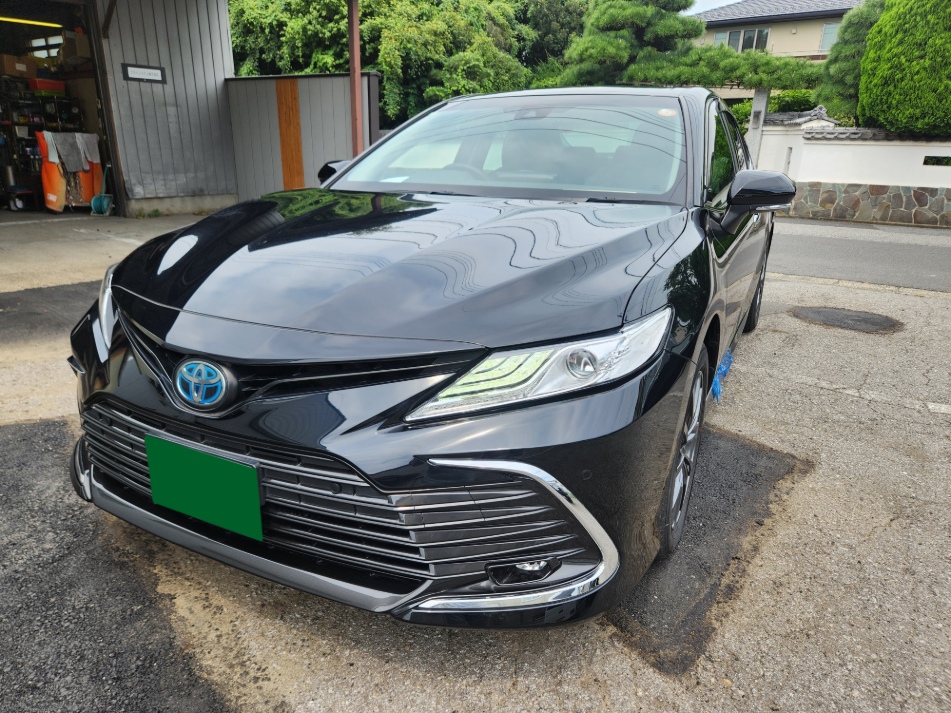 【自動ドア】AXVH75カムリ（４WD）に電動ドアを施工しました